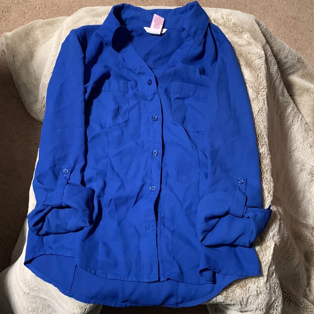 Candies button up